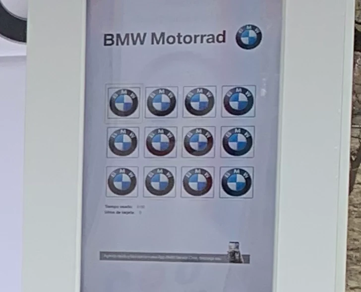 Pantalla del Juego Memorice personalizado para BMW Motorrad