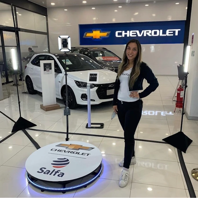 Plataforma Playcam 360 personalizada para Chevrolet