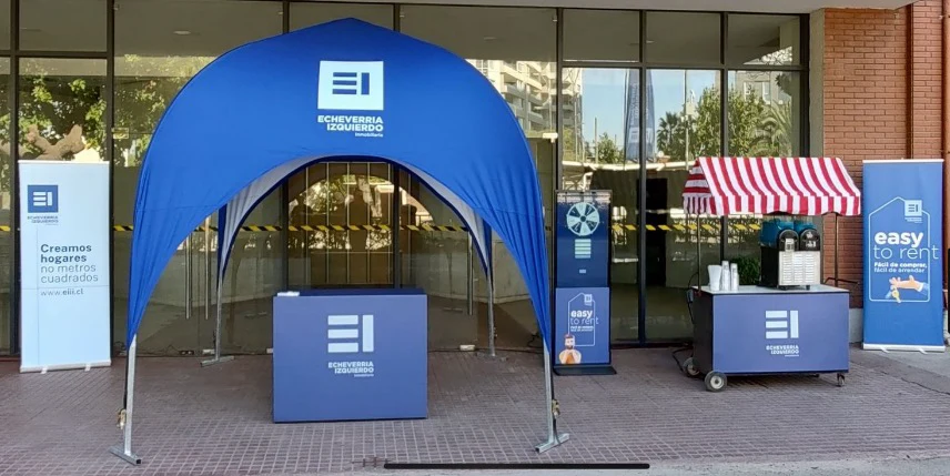 Stand Carpa Iglú personalizado para activación de marca